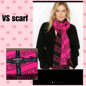 VS winter collection scarf